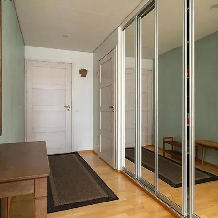 Upea Huoneisto Ratinassa Apartman Tampere